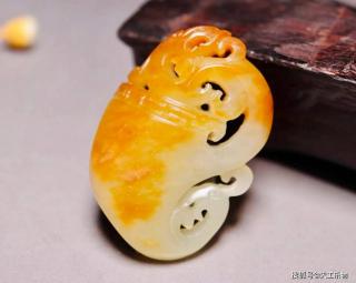 升级版和田玉仿籽!老玩家都难免吃药的"人造籽料"!
