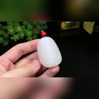 和田玉的矿物组成你知道吗?白玉吊坠为何受欢迎